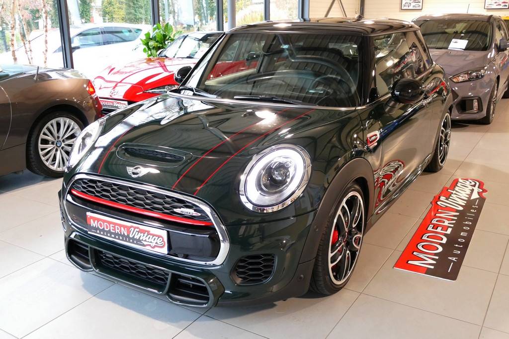 Mini Cooper John Cooper Works 231cv BVA8 Mini Cooper John Cooper Works 231cv BVA8