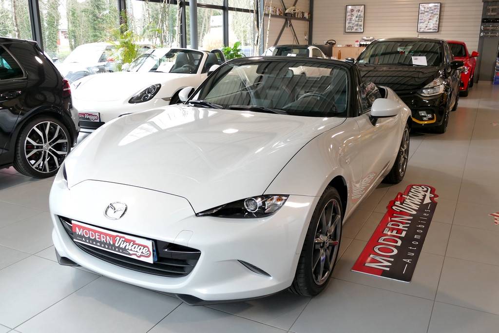 Mazda MX-5 Roadster ND 2.0 184 Selection Recaro Mazda MX-5 Roadster ND 2.0 184 Selection Recaro