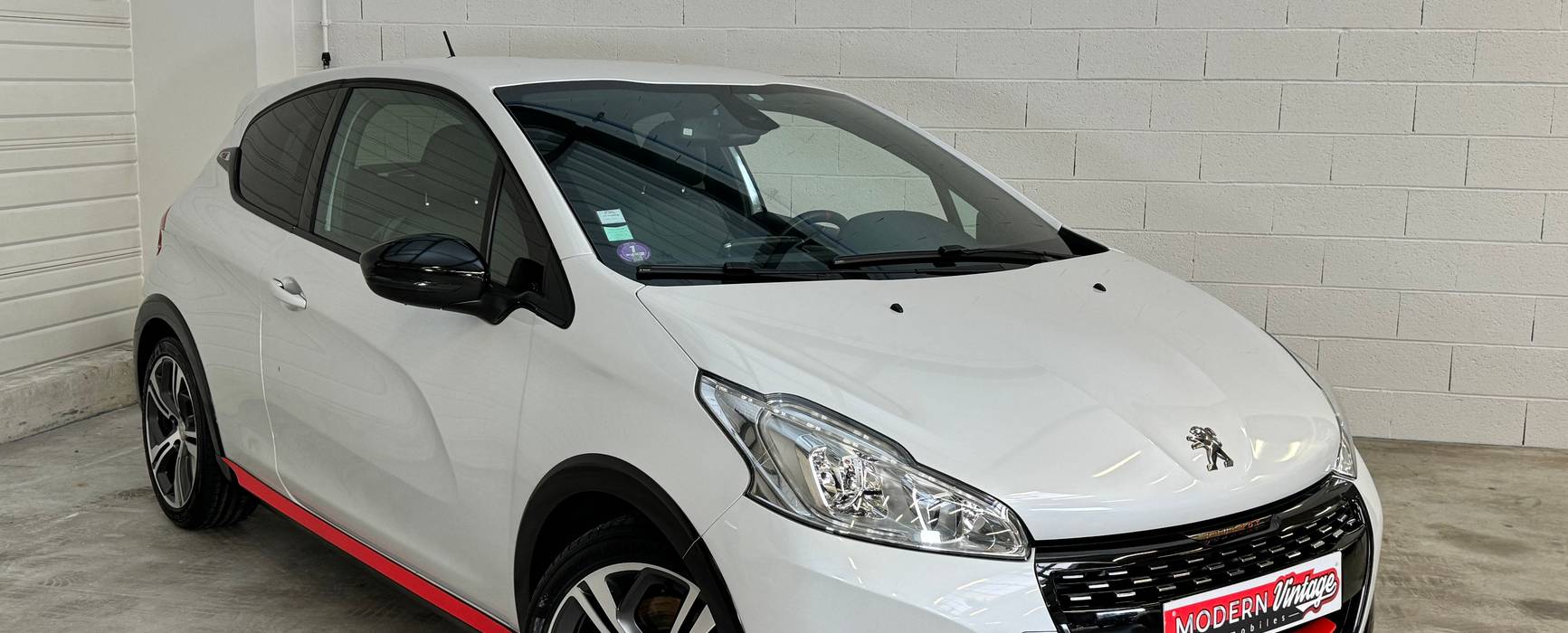 Peugeot 208 GTI 1.6 THP 208cv Peugeot 208 GTI 1.6 THP 208cv