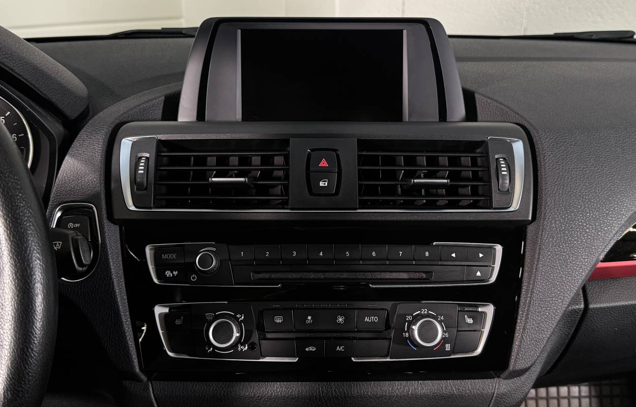 BMW 116i F20 109cv Advantage 4