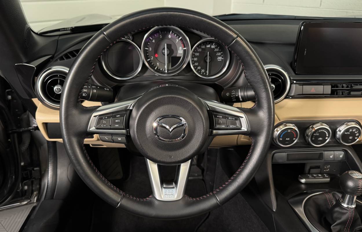 Mazda MX-5 ND 1.5 131cv Sakura 8