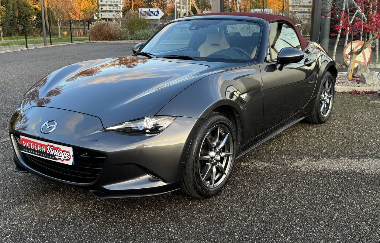 Mazda MX-5 ND 1.5 131cv Sakura 6