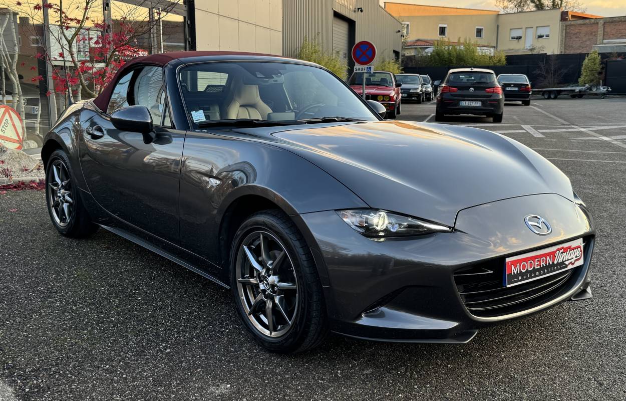 Mazda MX-5 ND 1.5 131cv Sakura 8
