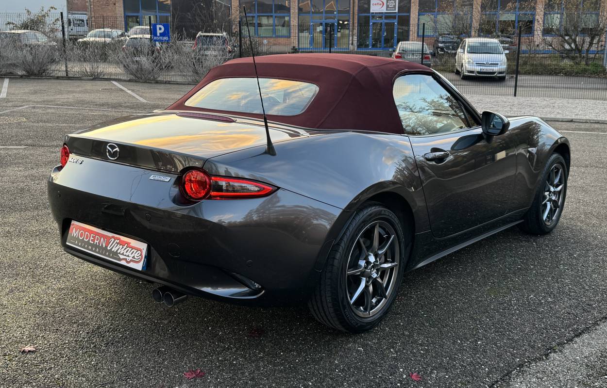 Mazda MX-5 ND 1.5 131cv Sakura 9