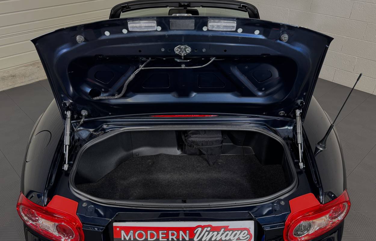 Mazda MX-5 NCFL Roadster 1.8 126cv Sendo 3