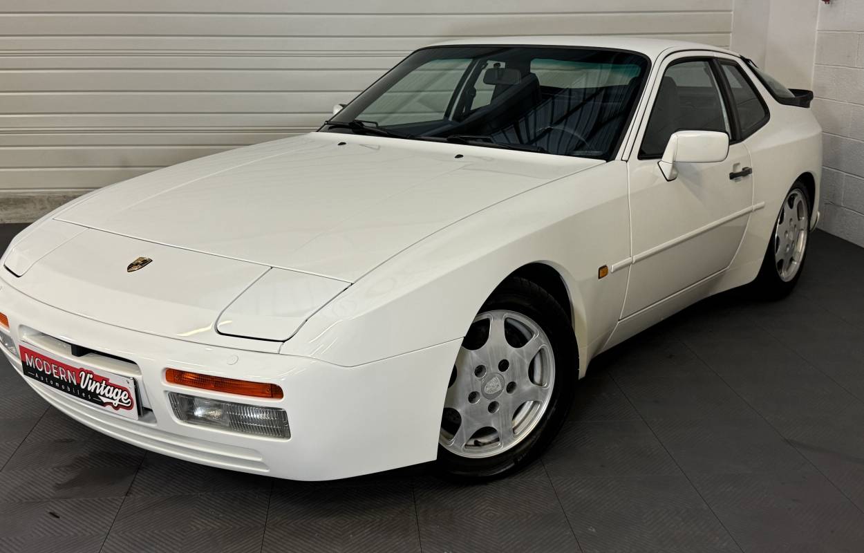 Porsche 944 Turbo 250cv 0