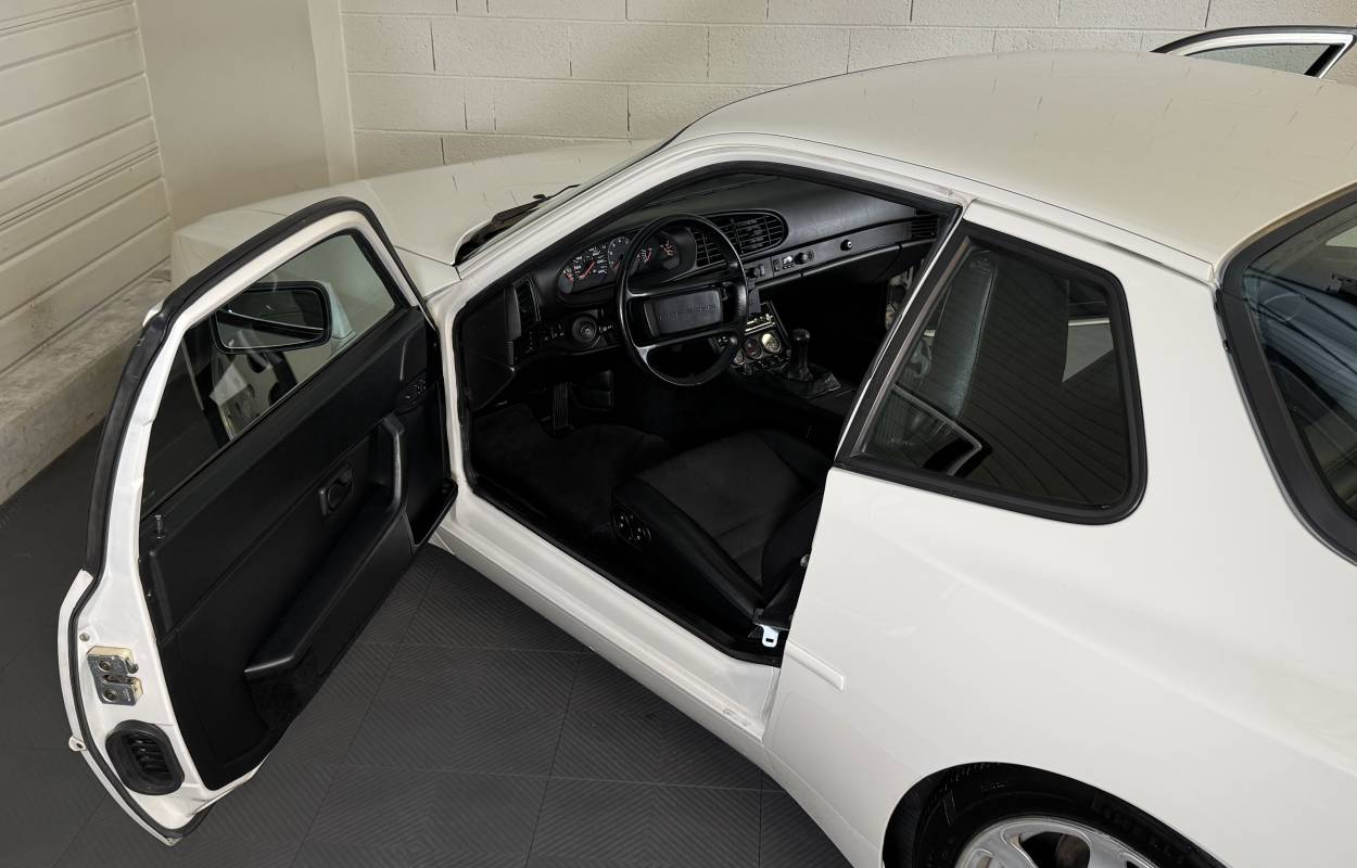 Porsche 944 Turbo 250cv 4