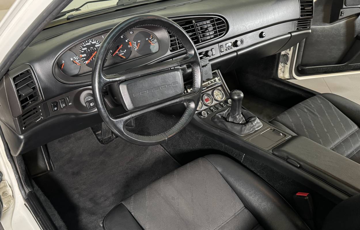 Porsche 944 Turbo 250cv 5