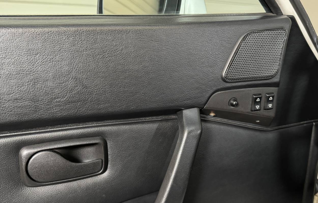 Porsche 944 Turbo 250cv 1