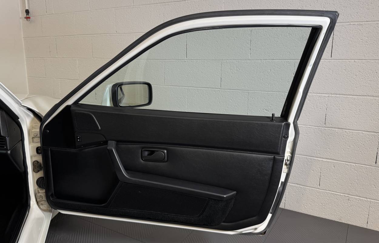 Porsche 944 Turbo 250cv 6