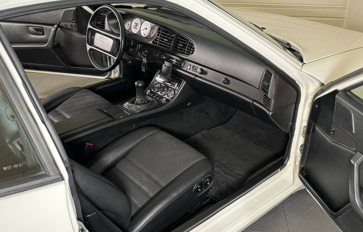 Porsche 944 Turbo 250cv 7