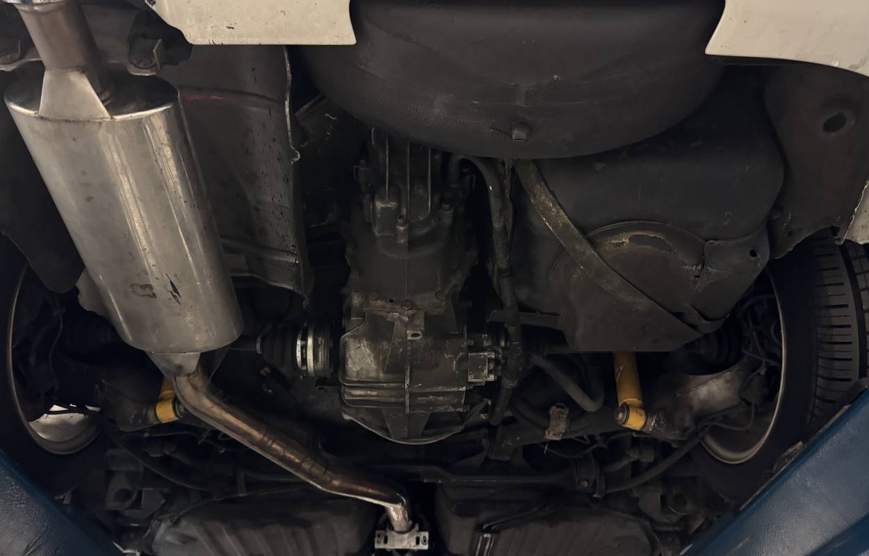 Porsche 944 Turbo 250cv 3