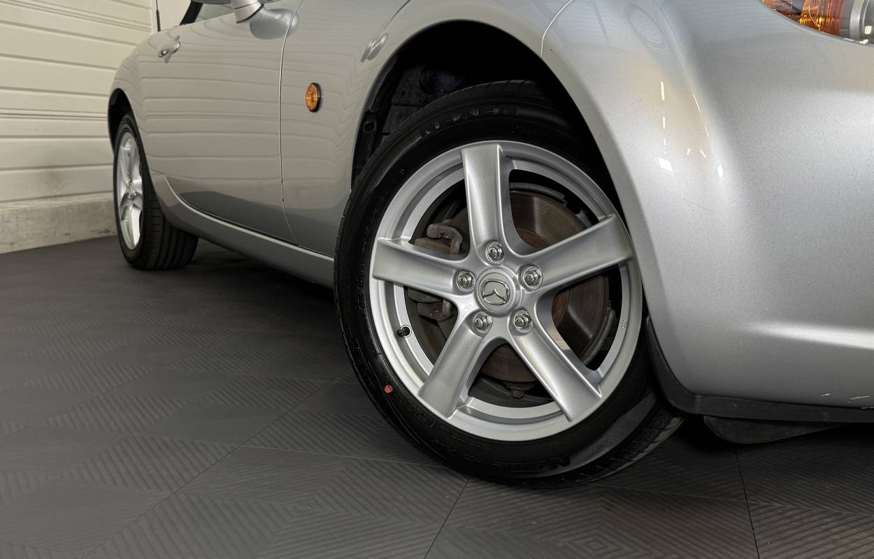 Mazda MX-5 NC Roadster 1.8 126cv Elegance 4