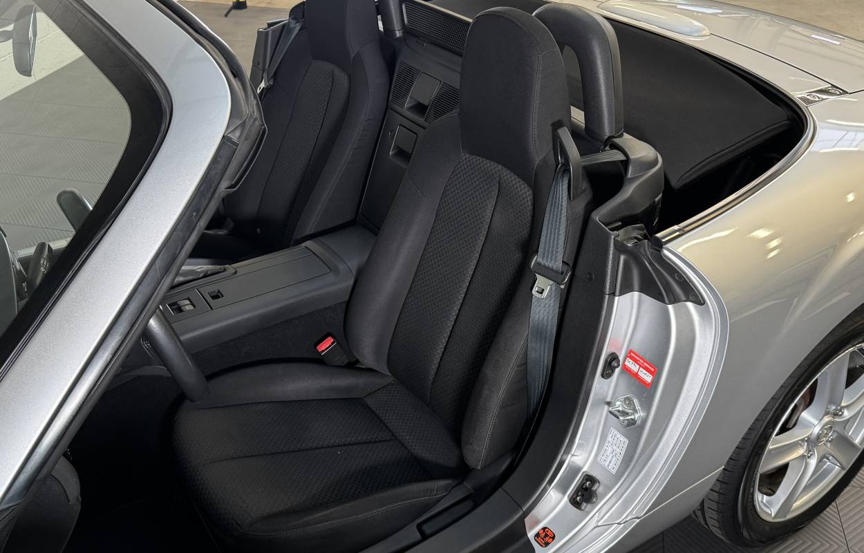 Mazda MX-5 NC Roadster 1.8 126cv Elegance 4