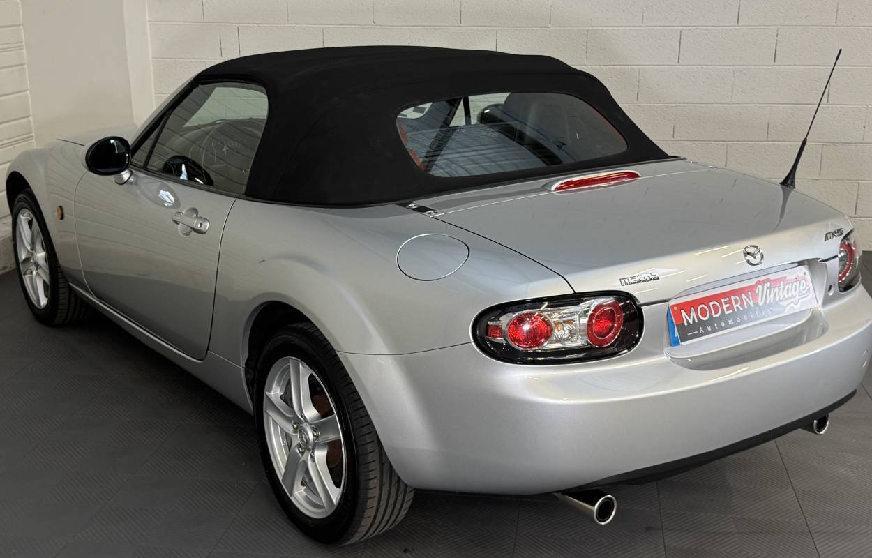 Mazda MX-5 NC Roadster 1.8 126cv Elegance 7