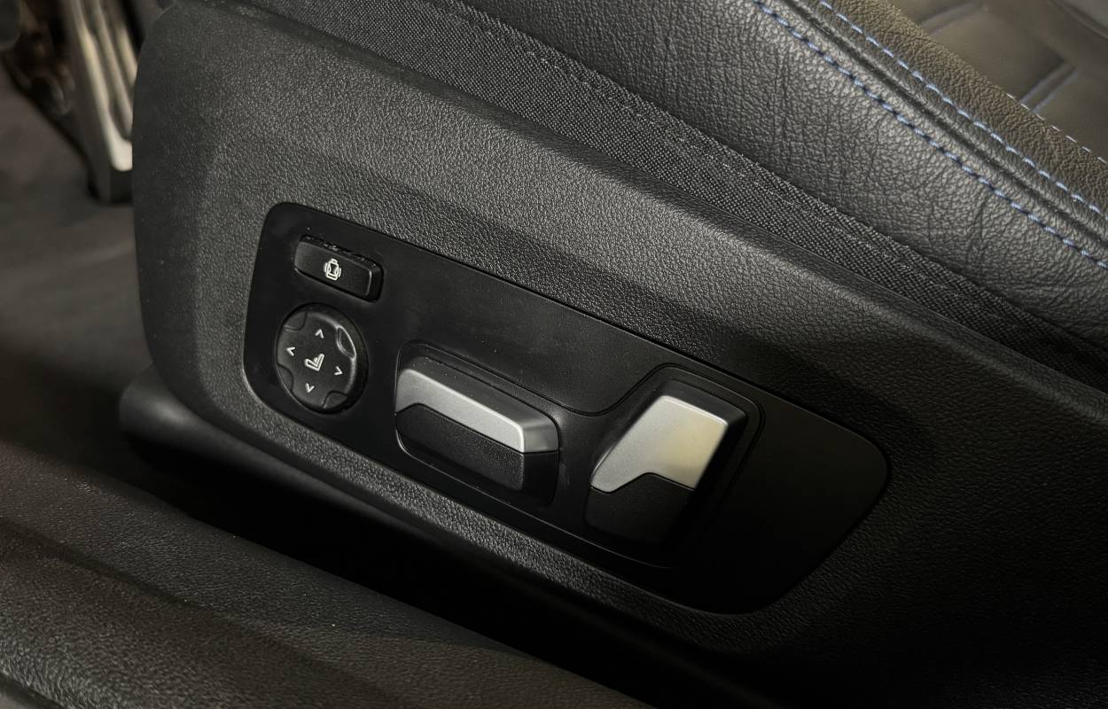 BMW 330d Touring M Sport G21 286cv 9