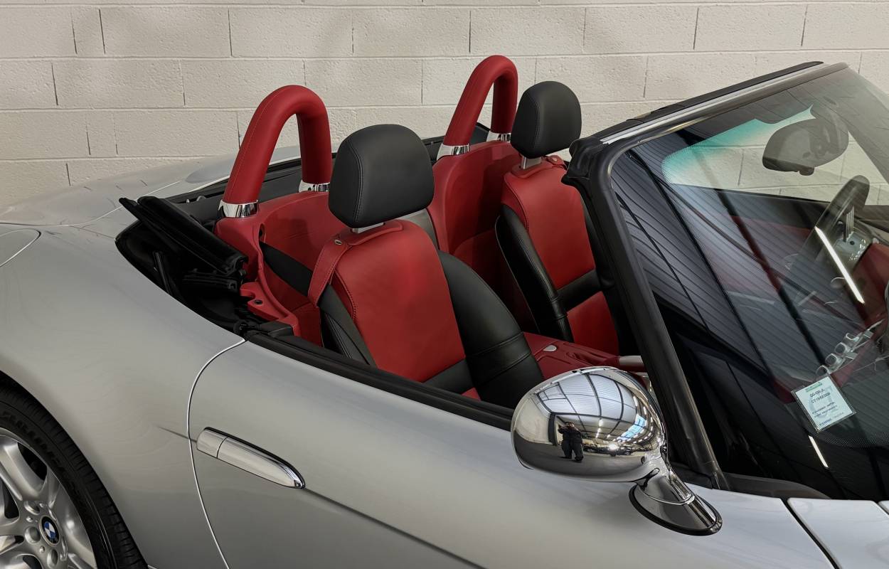 BMW Z8 5.0 V8 400cv 17751kms 4