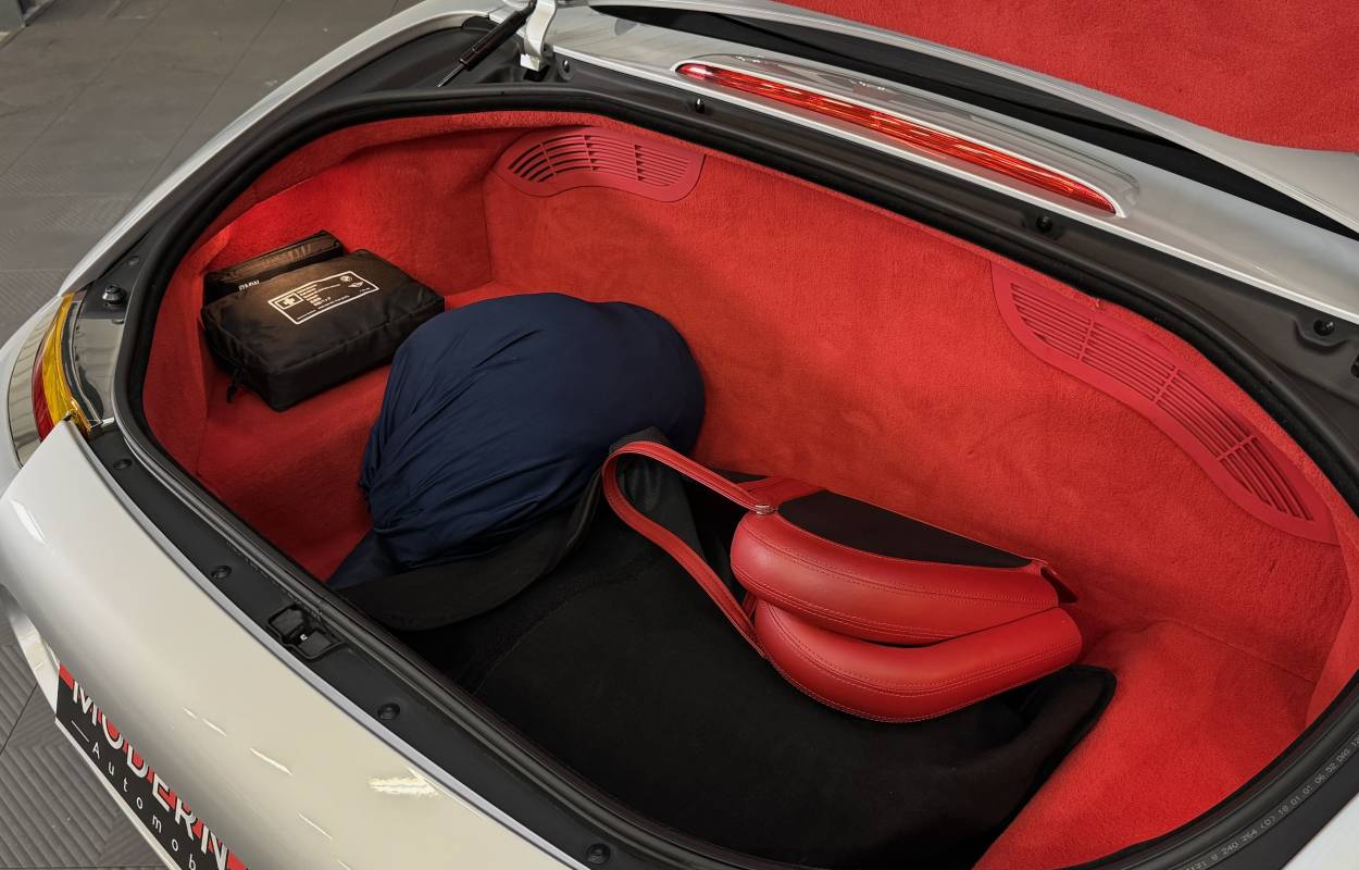 BMW Z8 5.0 V8 400cv 17751kms 7