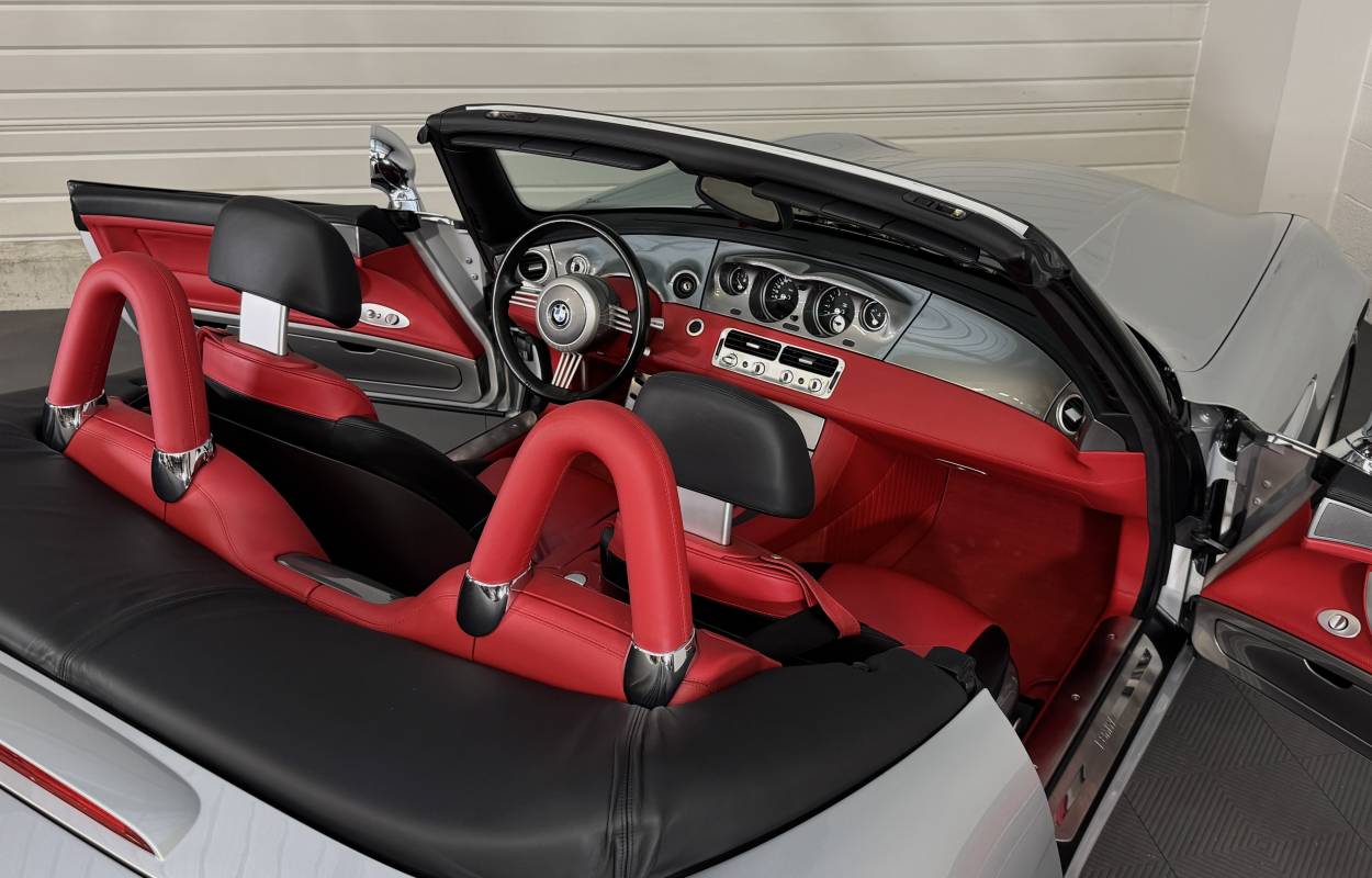 BMW Z8 5.0 V8 400cv 17751kms 10