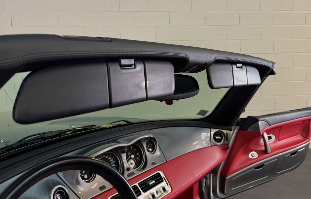 BMW Z8 5.0 V8 400cv 17751kms 9