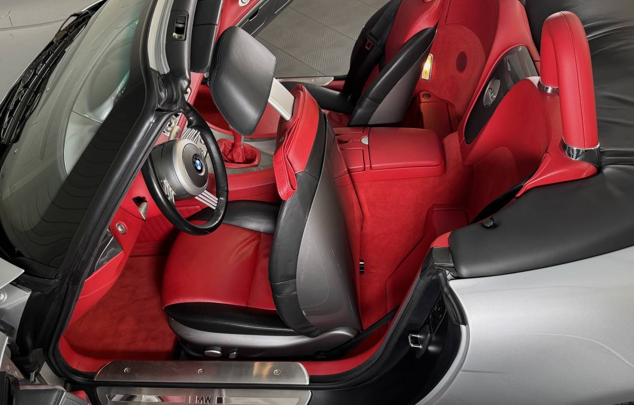 BMW Z8 5.0 V8 400cv 17751kms 8