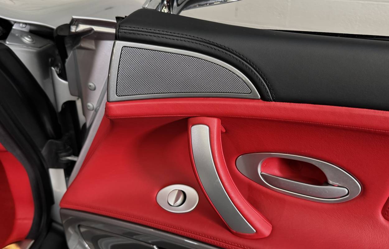 BMW Z8 5.0 V8 400cv 17751kms 3