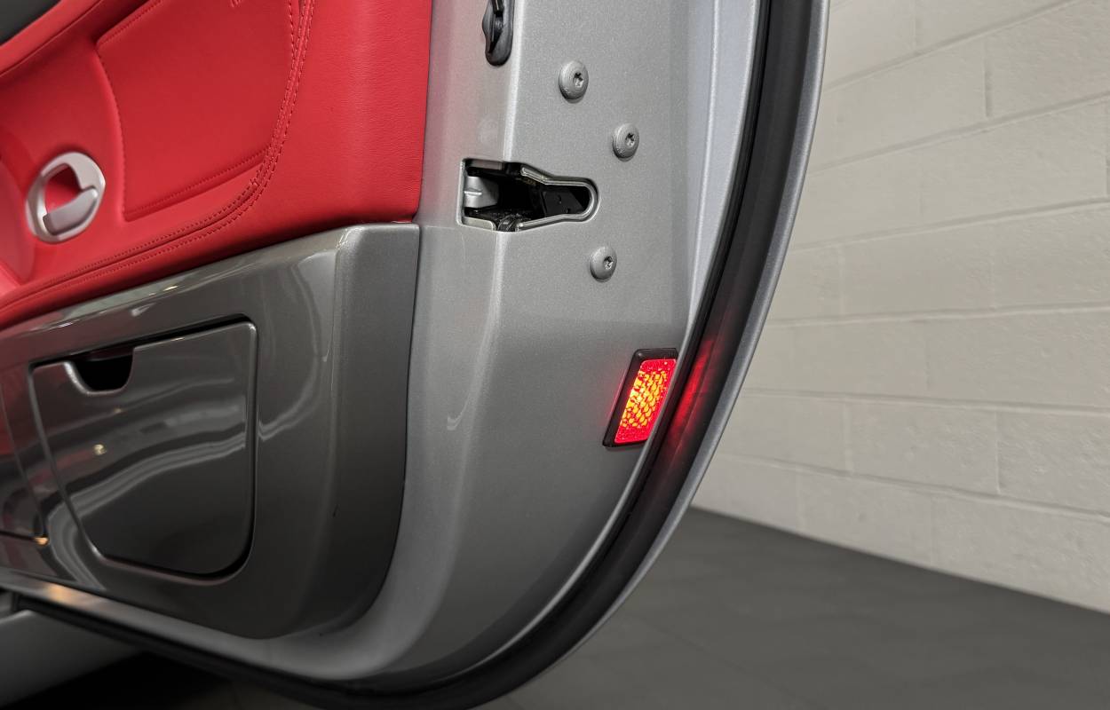 BMW Z8 5.0 V8 400cv 17751kms 6