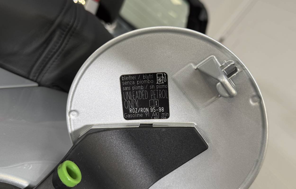 BMW Z8 5.0 V8 400cv 17751kms 9