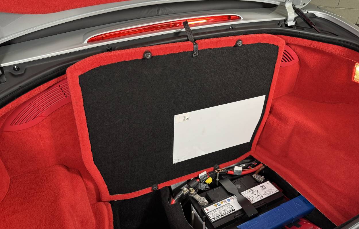 BMW Z8 5.0 V8 400cv 17751kms 8