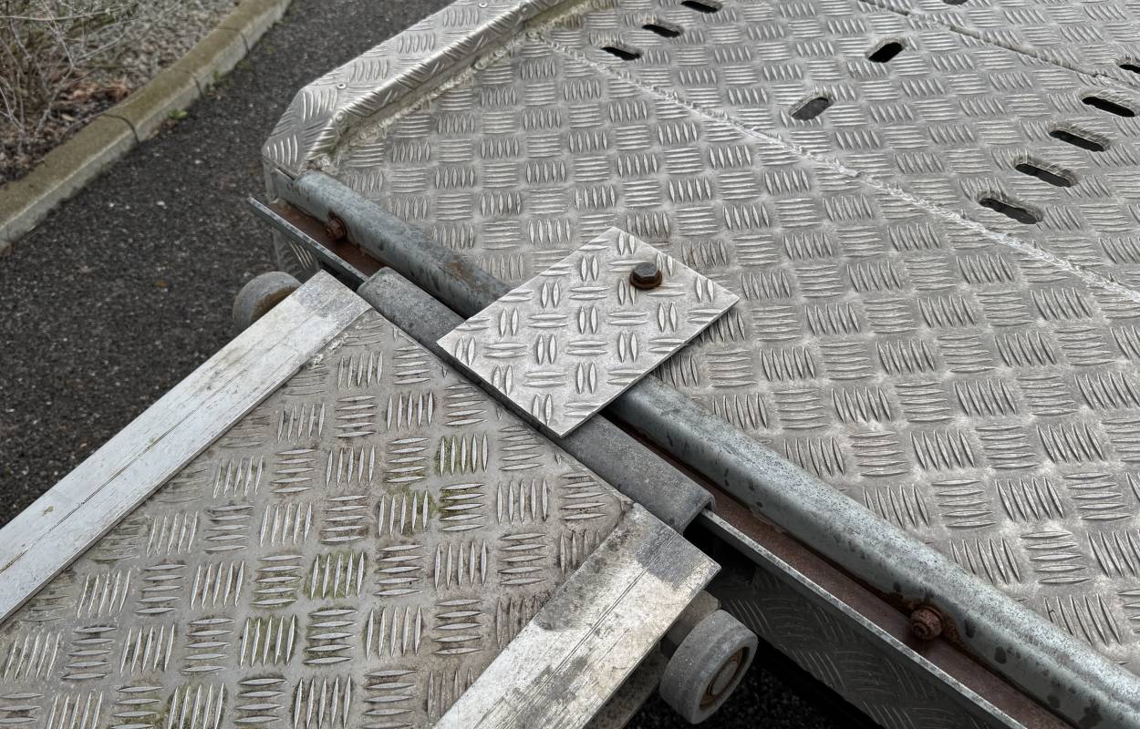 Nissan Cabstar NT400 2.5 136cv 3