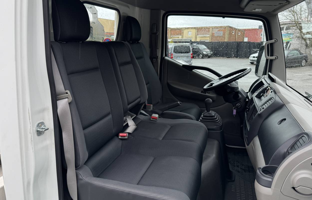 Nissan Cabstar NT400 2.5 136cv 0