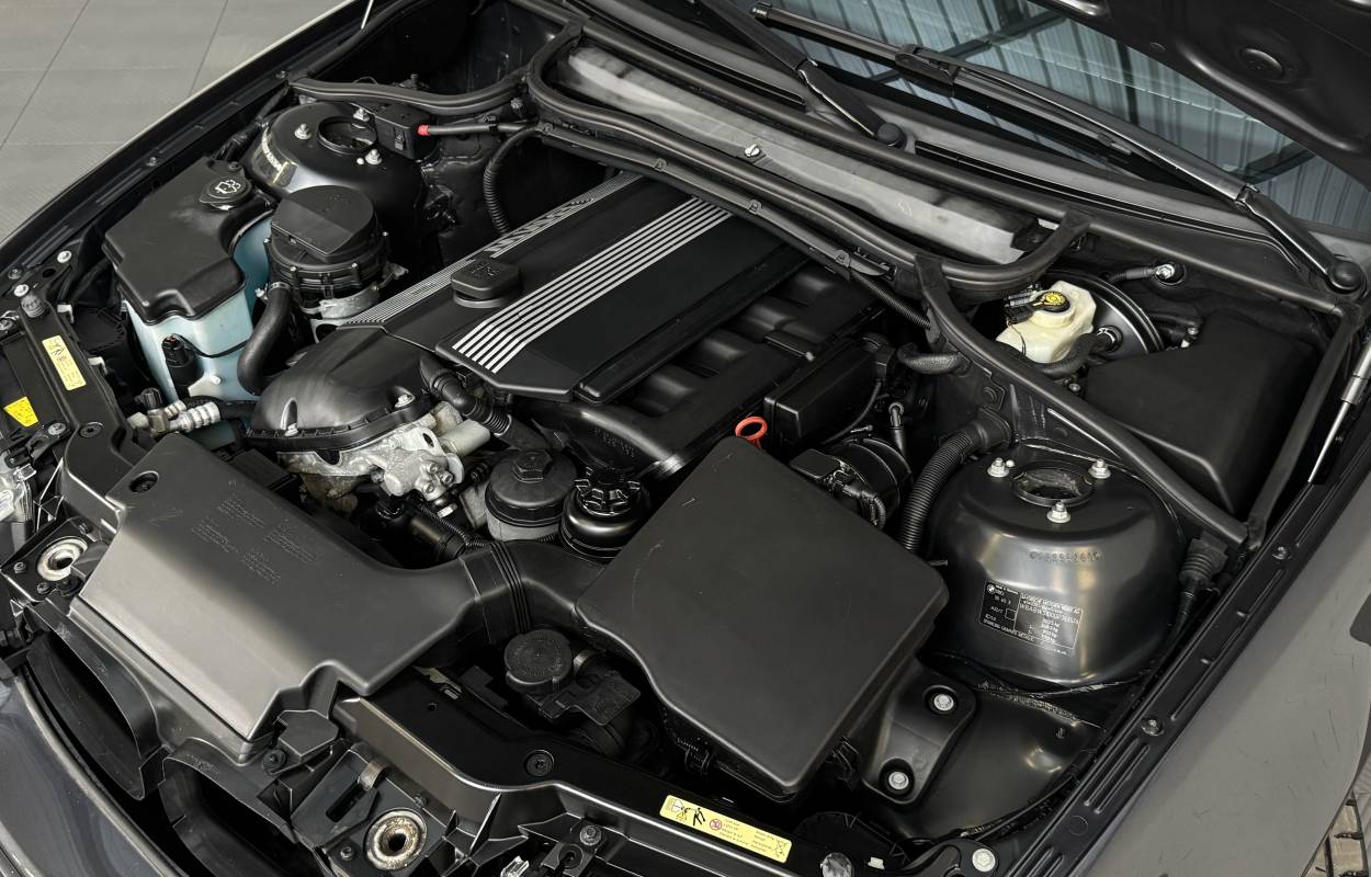 BMW 330ci E46 Cabriolet 231cv Facelift Pack M Sport 7