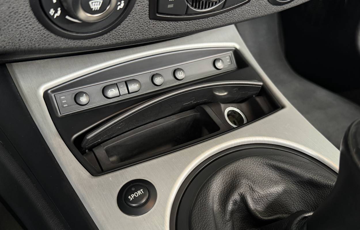 BMW Z4 E85 2.5si Roadster 218cv Individual 9