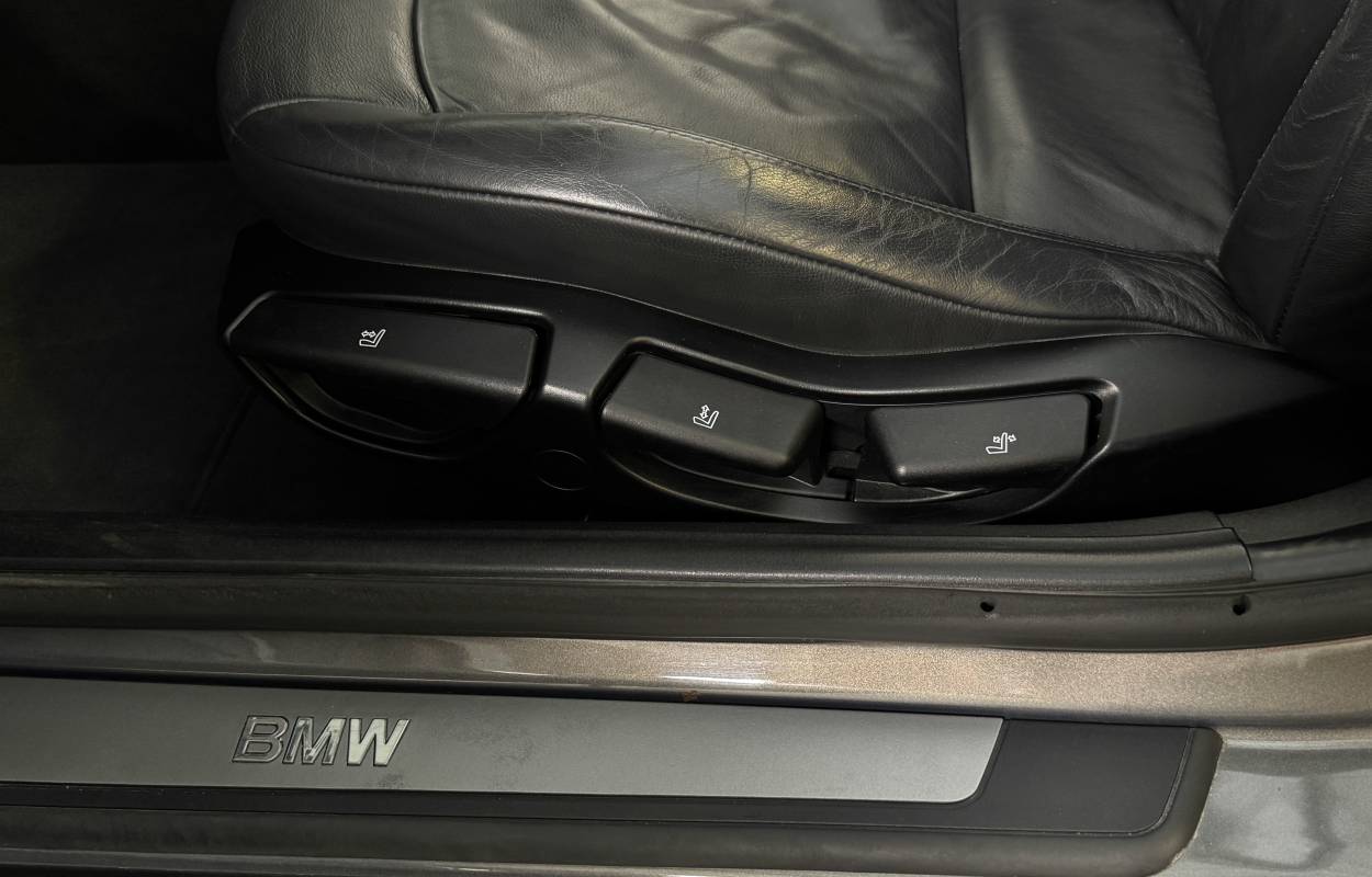 BMW Z4 E85 2.5si Roadster 218cv Individual 4