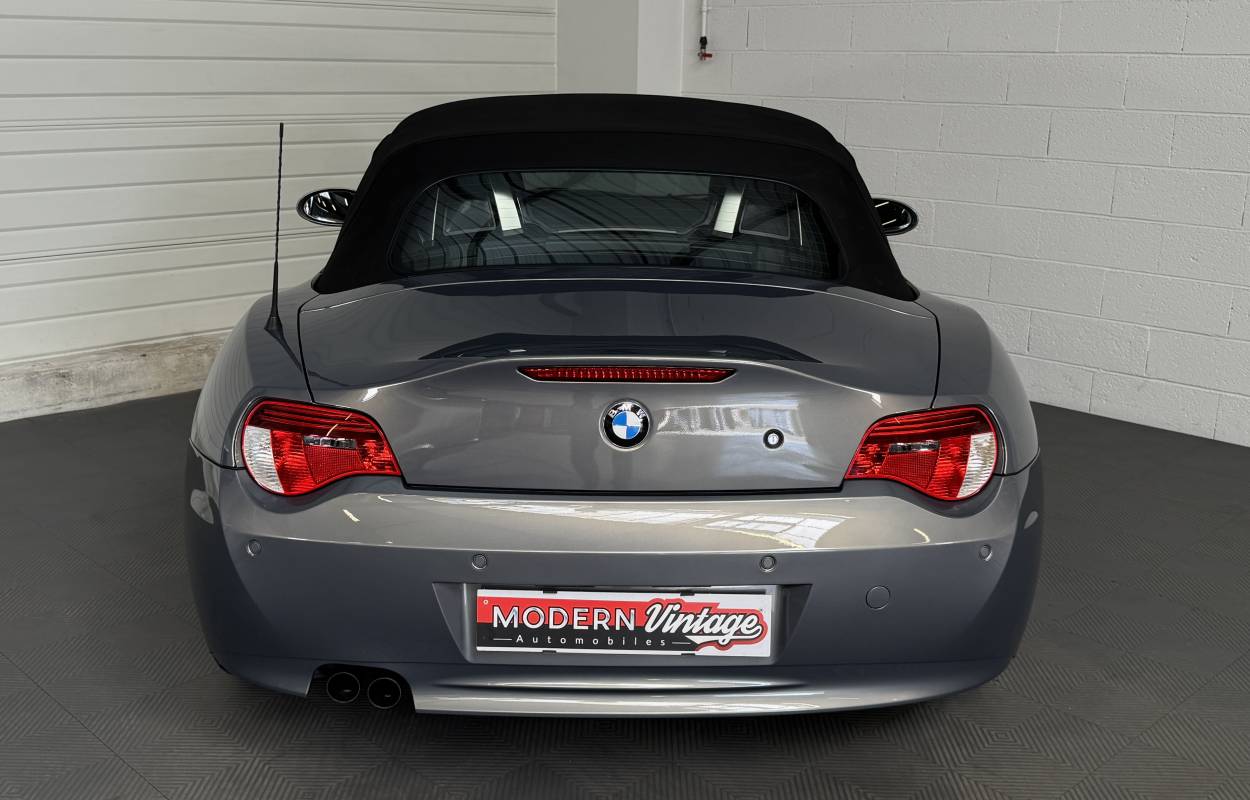 BMW Z4 E85 2.5si Roadster 218cv Individual 5