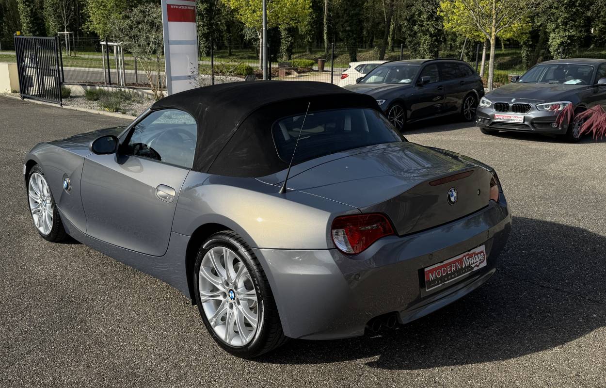 BMW Z4 E85 2.5si Roadster 218cv Individual 9