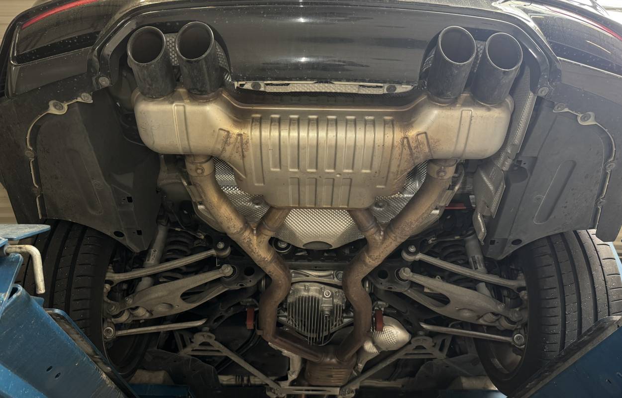 BMW M4 Competition F82 450cv BVM6 0