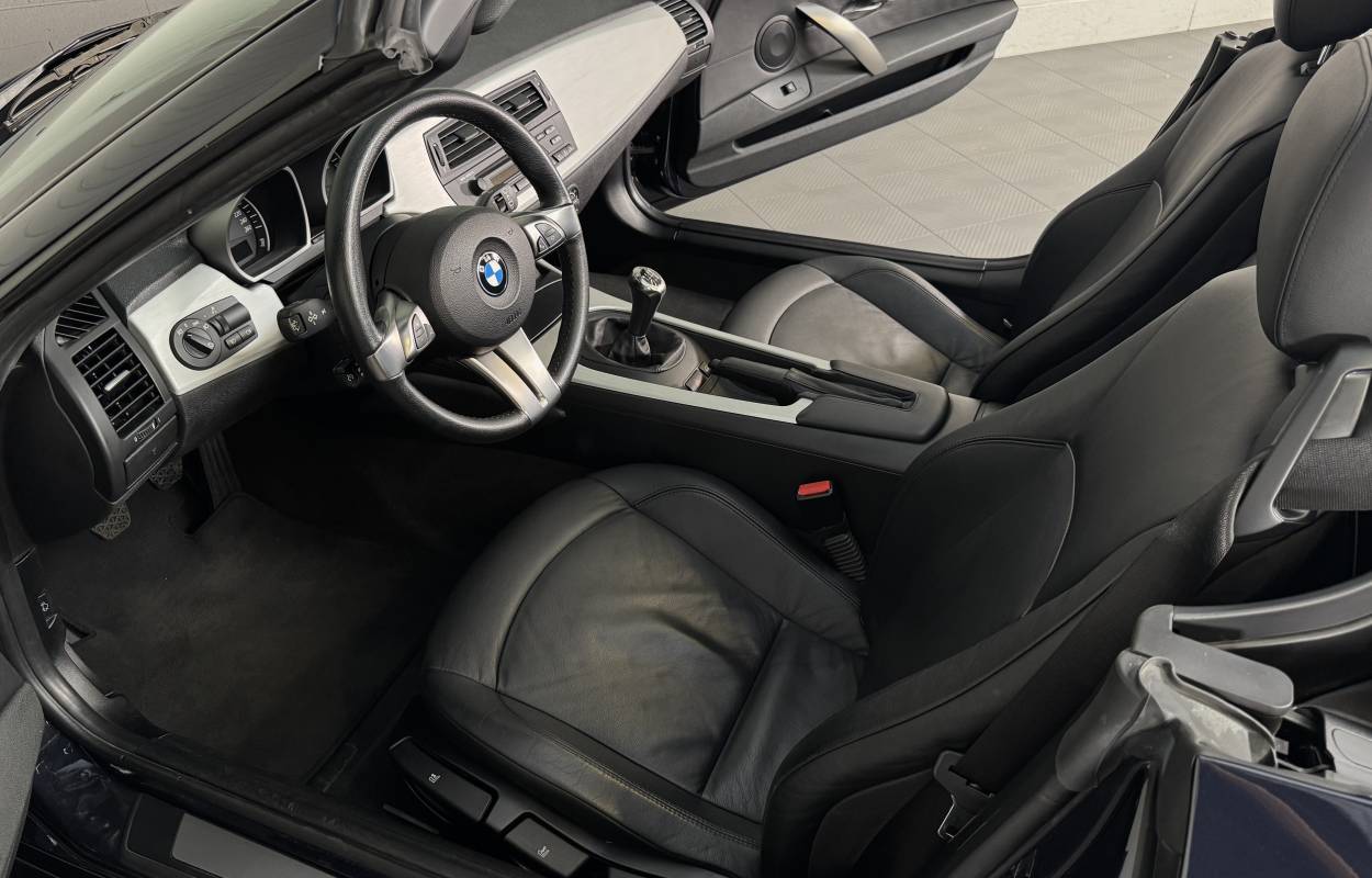 BMW Z4 2.5i Roadster 177cv 8