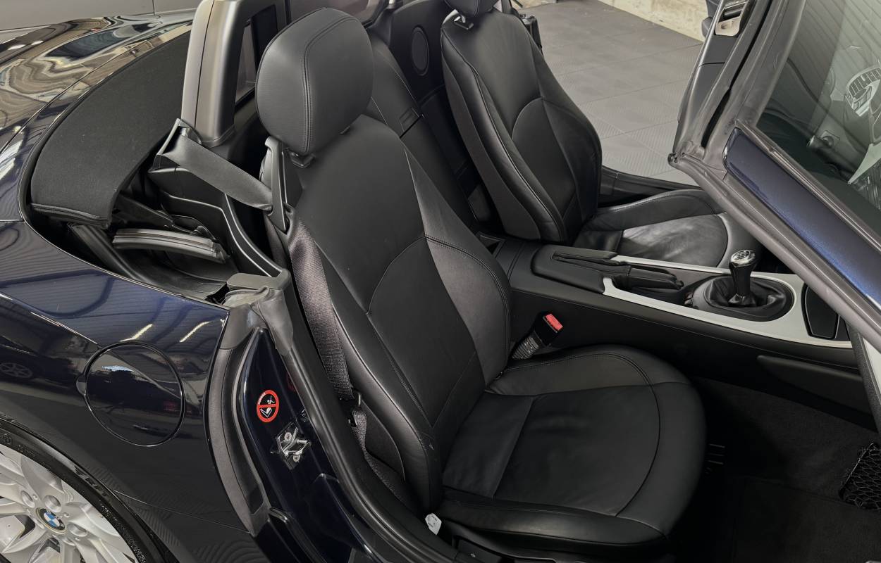 BMW Z4 2.5i Roadster 177cv 8