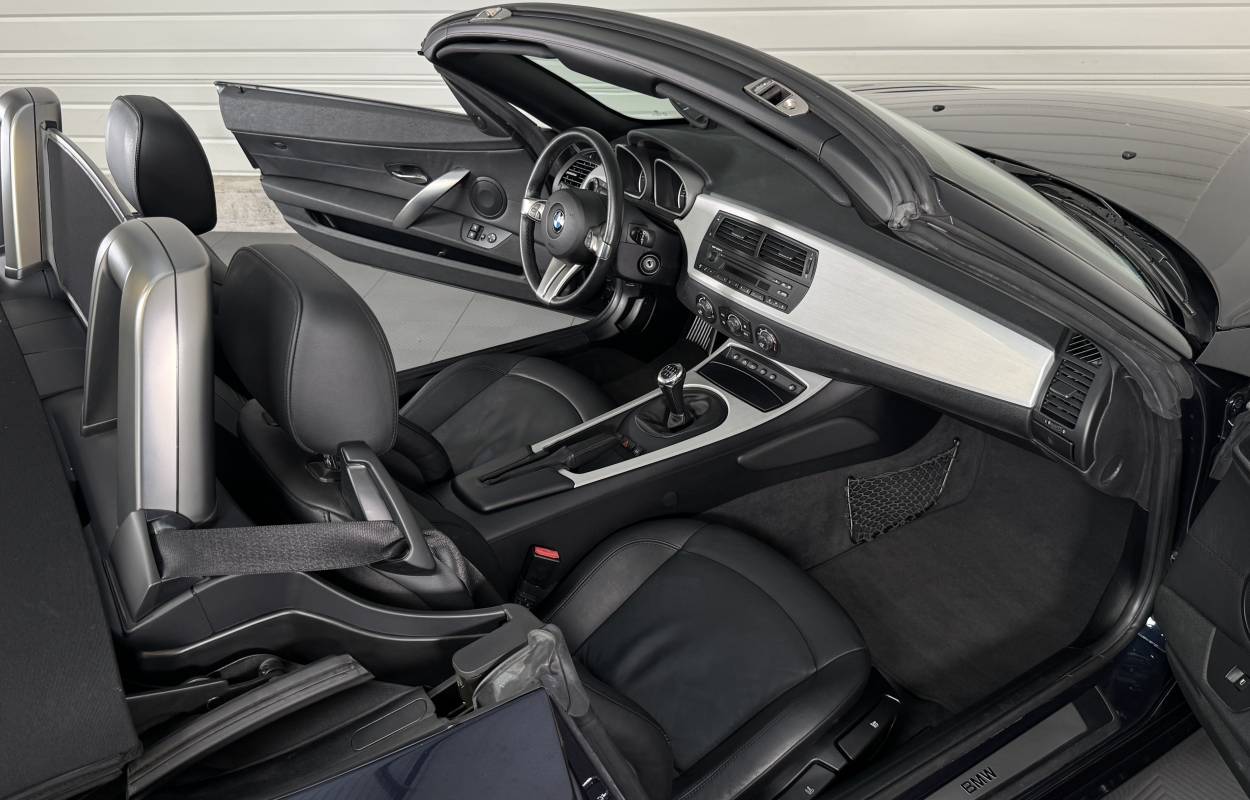 BMW Z4 2.5i Roadster 177cv 9