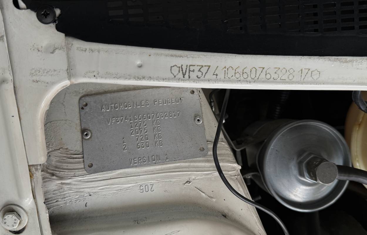 Peugeot 205 GTI 1.6 115cv Phase 1 7