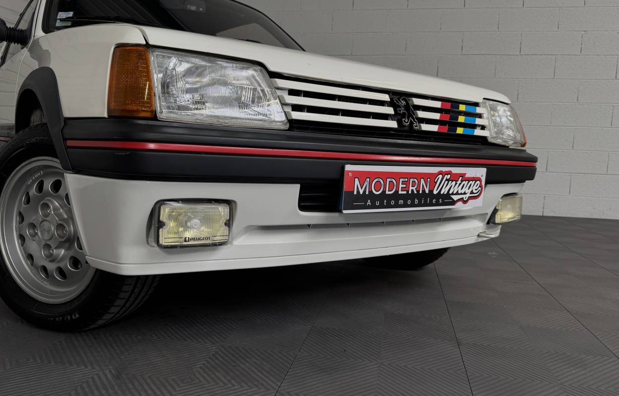 Peugeot 205 GTI 1.6 115cv Phase 1 8