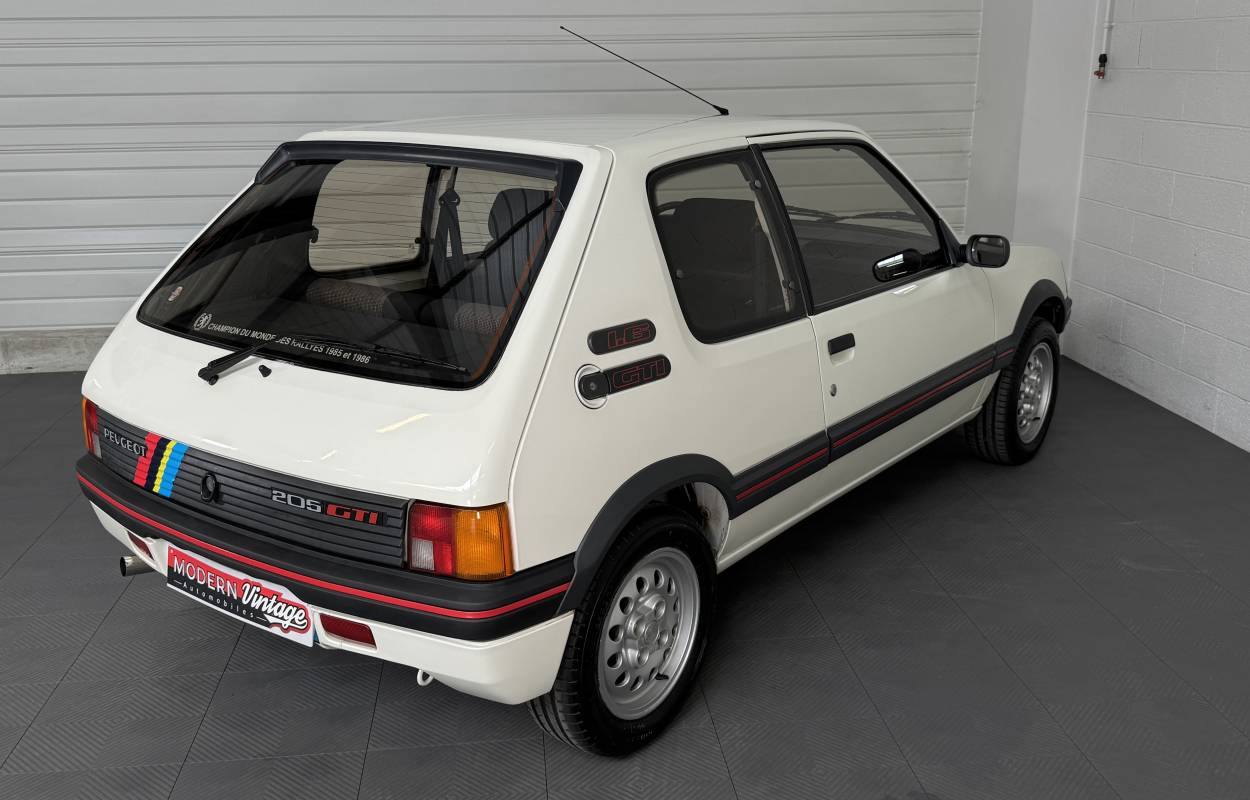Peugeot 205 GTI 1.6 115cv Phase 1 9