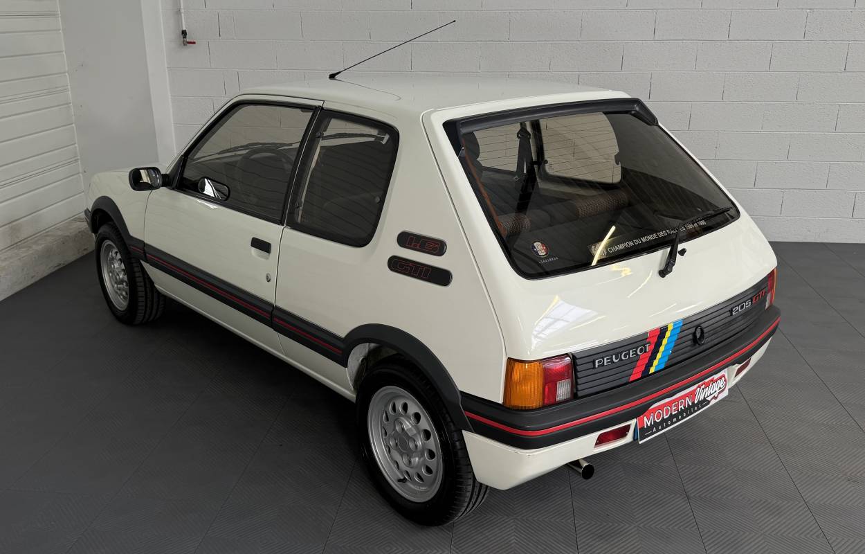 Peugeot 205 GTI 1.6 115cv Phase 1 1
