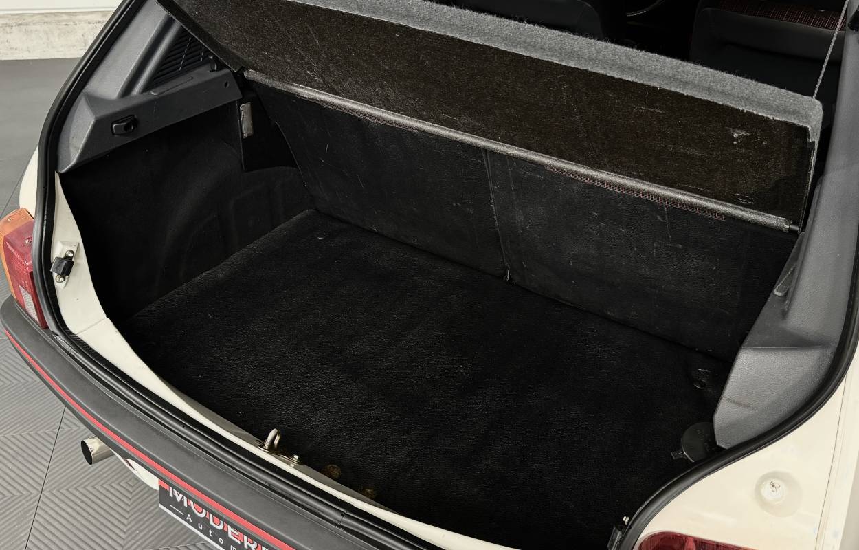 Peugeot 205 GTI 1.6 115cv Phase 1 4