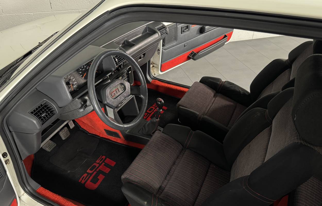 Peugeot 205 GTI 1.6 115cv Phase 1 9