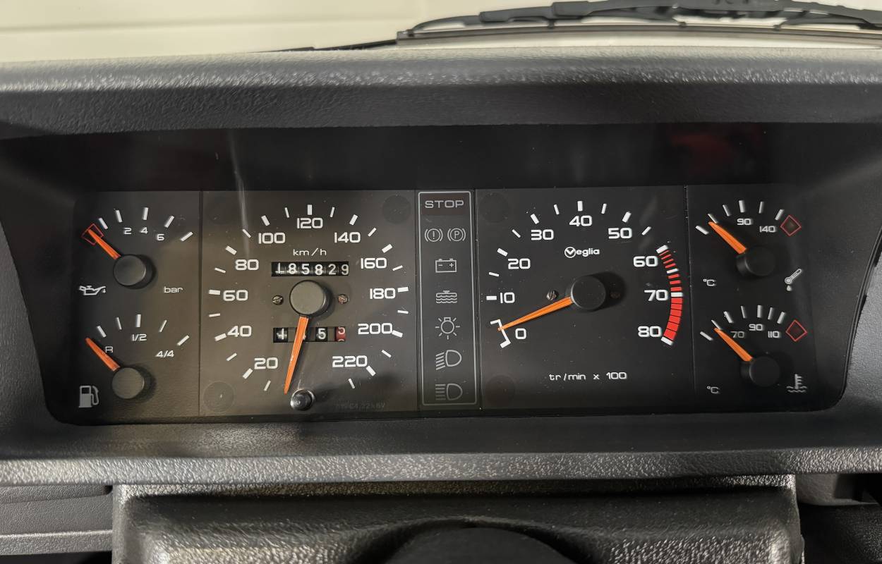 Peugeot 205 GTI 1.6 115cv Phase 1 1
