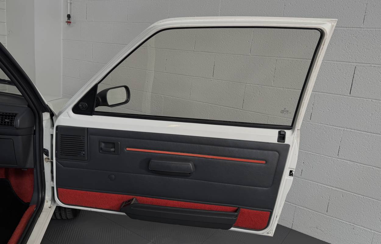 Peugeot 205 GTI 1.6 115cv Phase 1 0