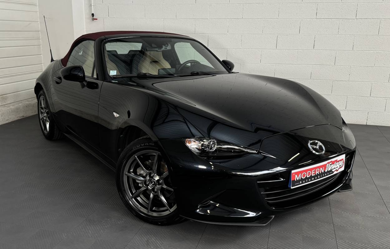 Mazda MX-5 ND 1.5 131cv Sakura 2