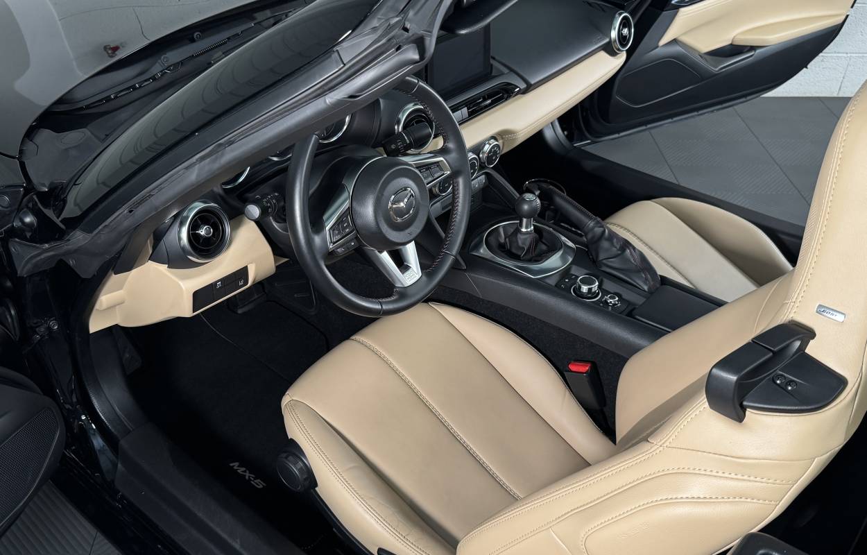 Mazda MX-5 ND 1.5 131cv Sakura 6
